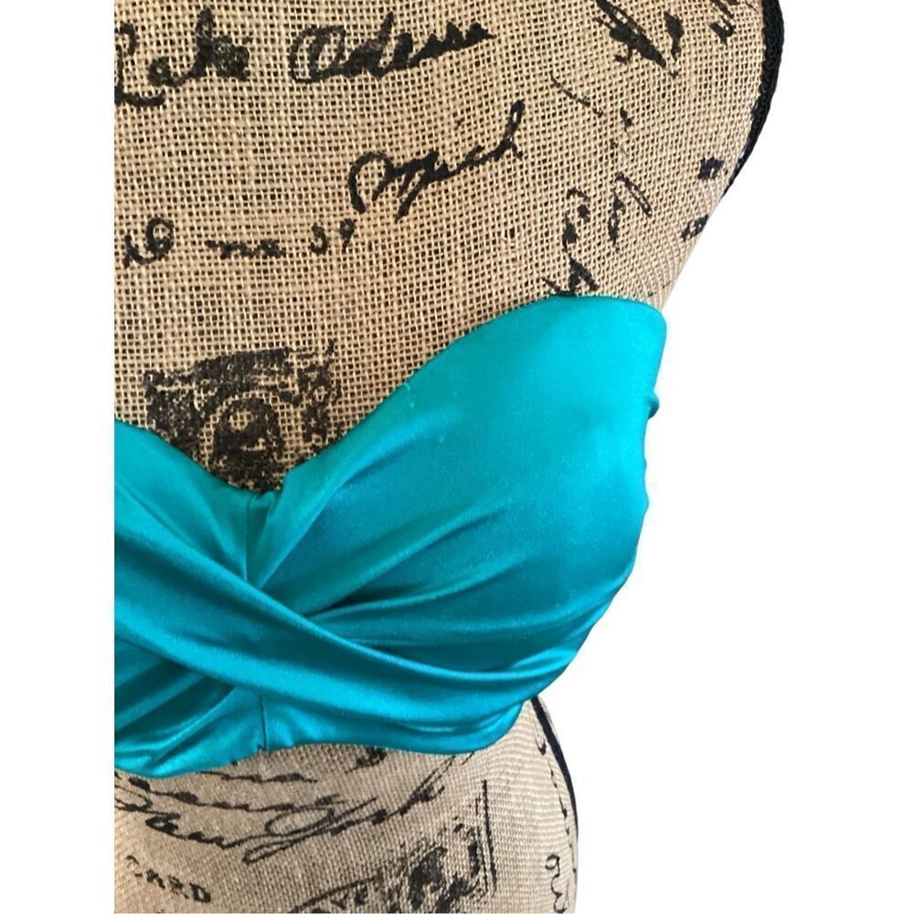 Victoria Secret top - Picture 2 of 8